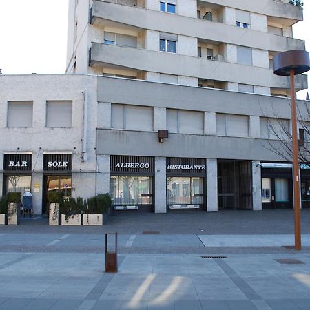 Albergo Sole Mariano Comense Kültér fotó