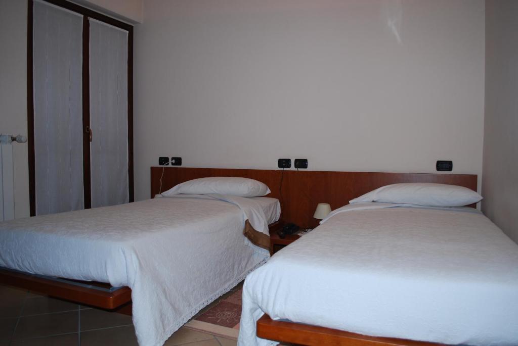 Albergo Sole Mariano Comense Szoba fotó